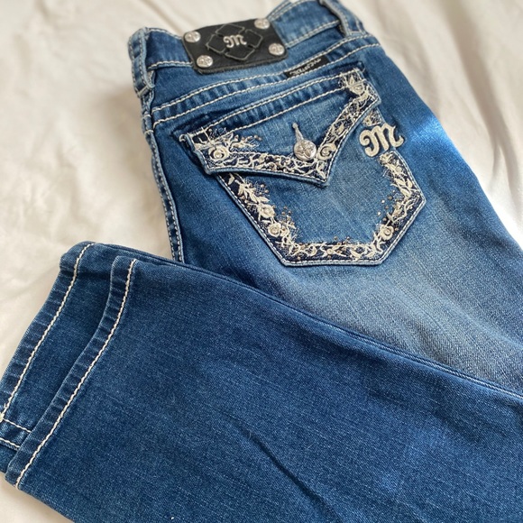 Miss Me Capris - Picture 3 of 5